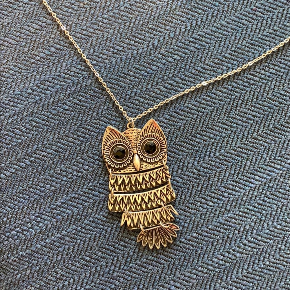 Silver owl necklace